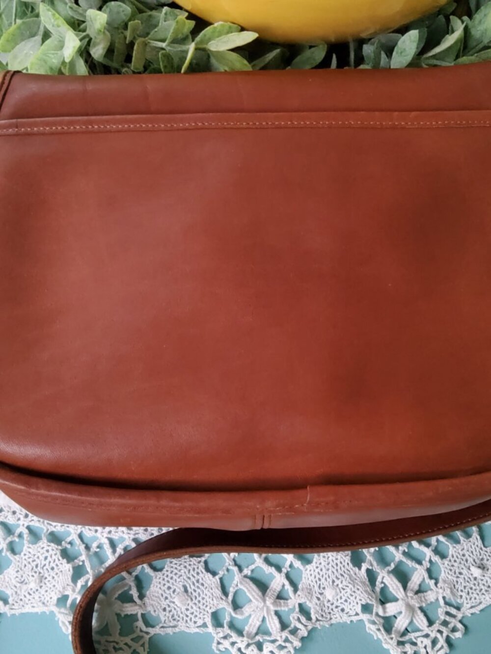 Vintage Coach Lenox Bag in British Tan 9918 - Picture 6 of 15